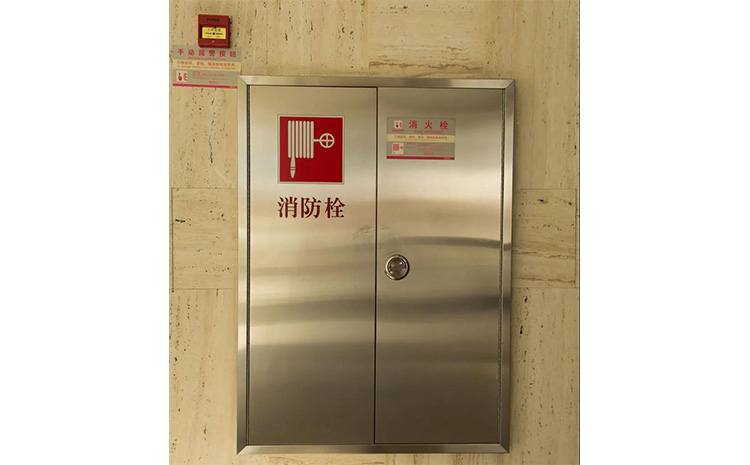 消火栓.jpg 消火栓.jpg