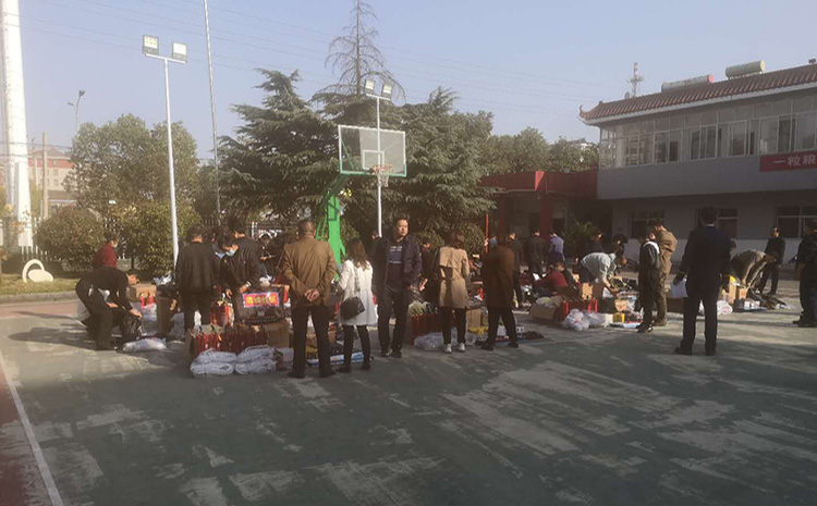 分發.jpg 分發.jpg