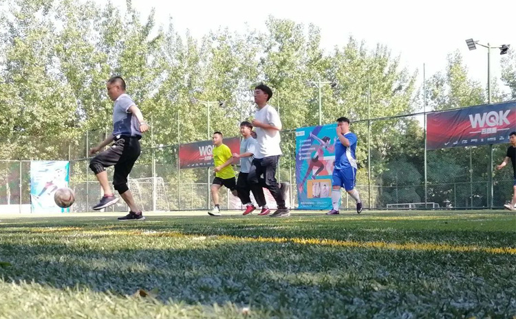 01-斯庫爾團隊活動 酣暢淋漓，熱血足球.jpg