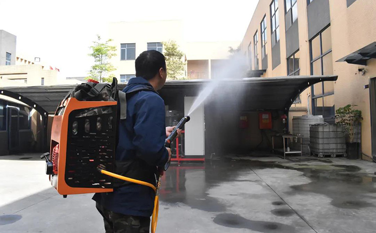 背負式滅火系統.jpg 背負式滅火系統.jpg