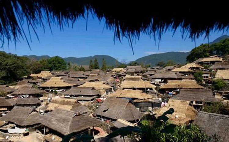 云南翁丁村老寨750.jpg 云南翁丁村老寨750.jpg