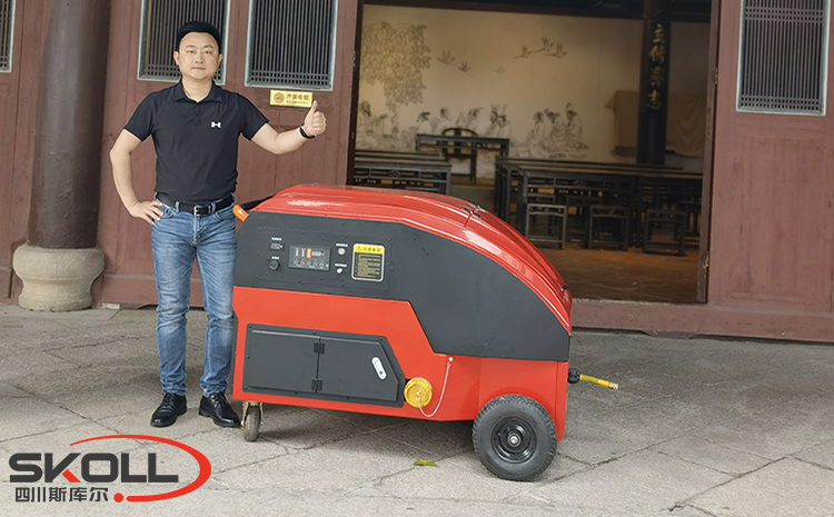 鋰電池移動細水霧.jpg 鋰電池移動細水霧.jpg