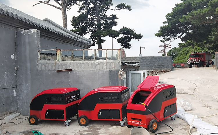 3臺移動高壓細水霧.jpg 3臺移動高壓細水霧.jpg