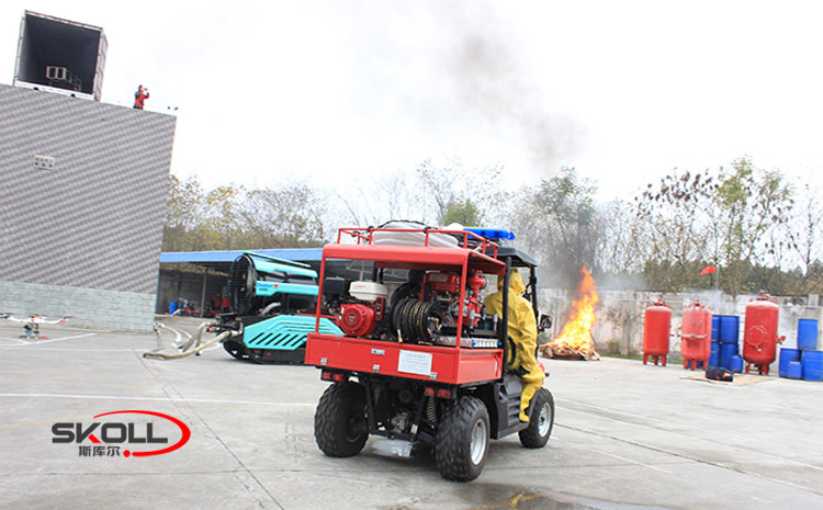 消防摩托車滅火應急演練.jpg 消防摩托車滅火應急演練.jpg