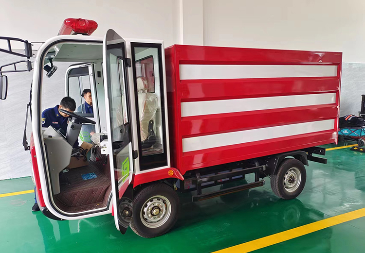 五通橋救援大隊新增電動消防摩托車